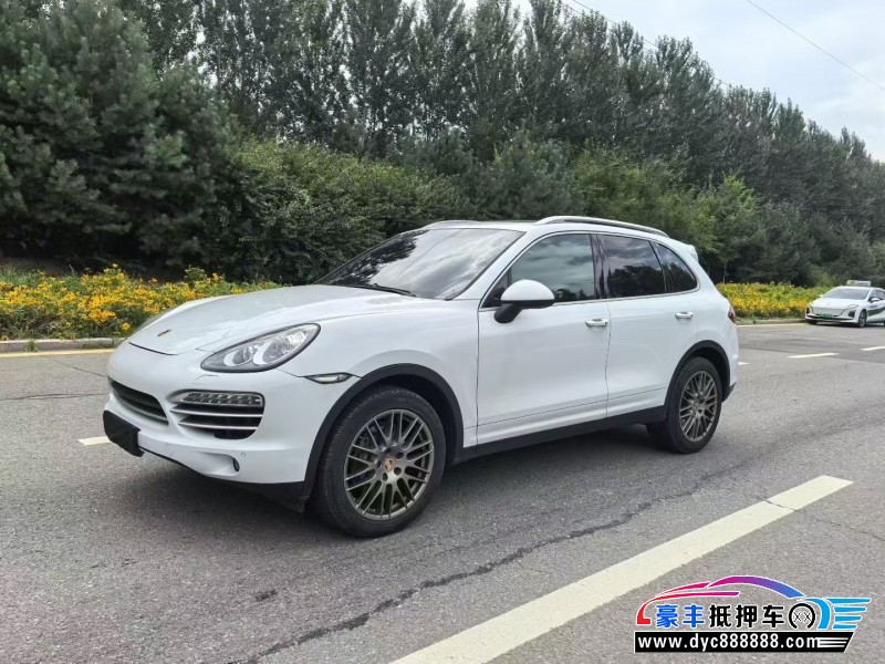 14年保时捷卡宴轿车抵押车出售