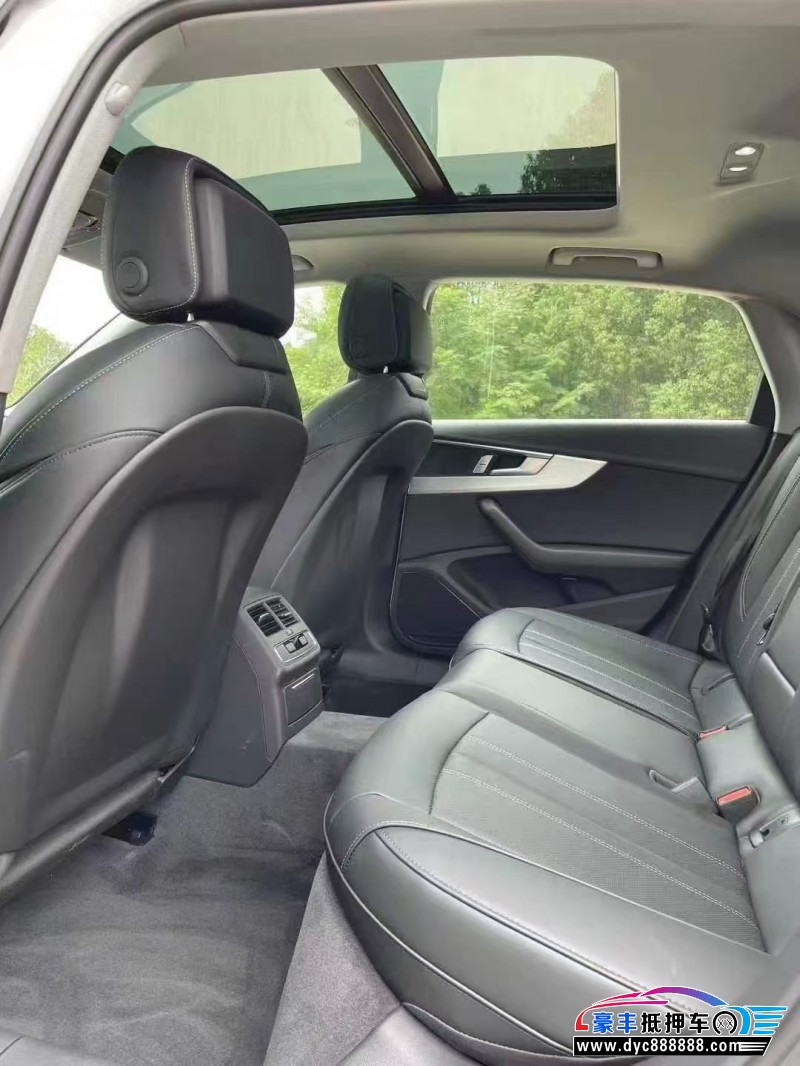 25年奥迪A4L轿车抵押车出售