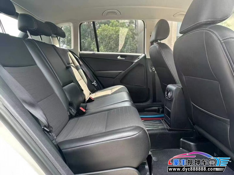 17年大众途观轿车抵押车出售