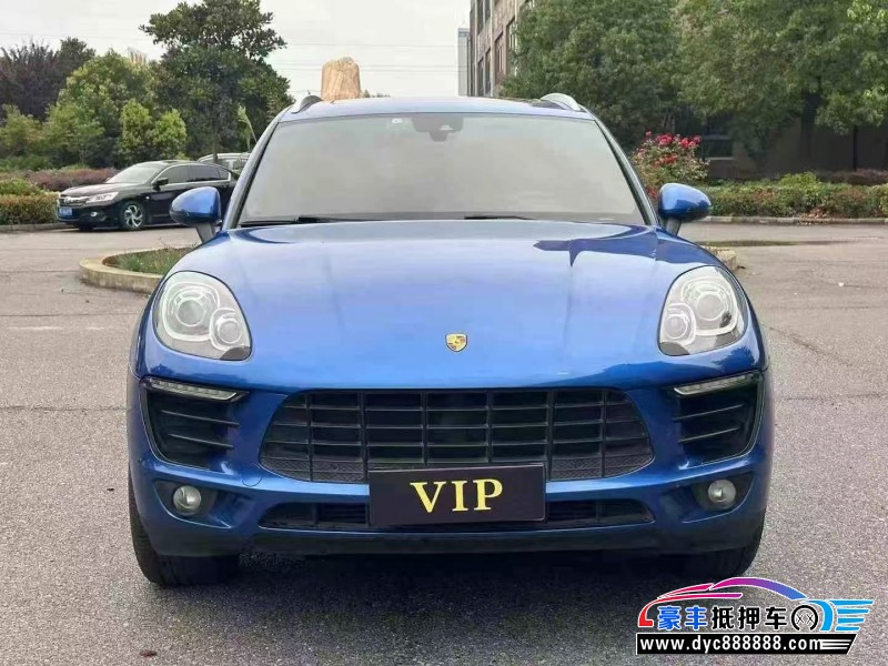 17年保时捷Macan迈凯轿车