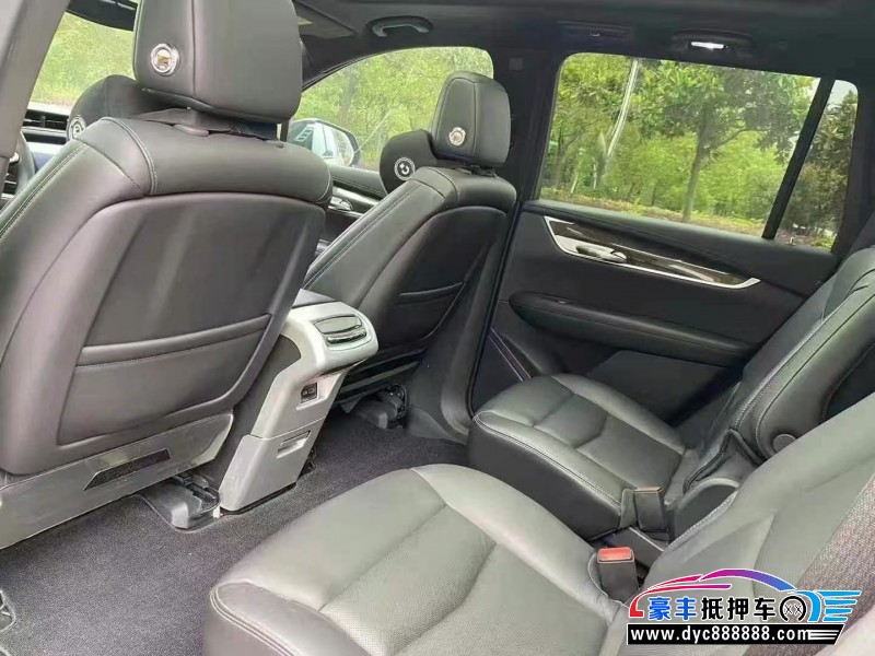 20年凯迪拉克xt6轿车抵押车出售