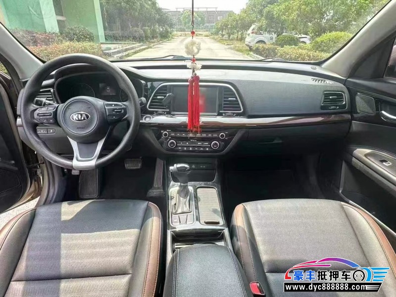 19年起亚凯绅轿车抵押车出售