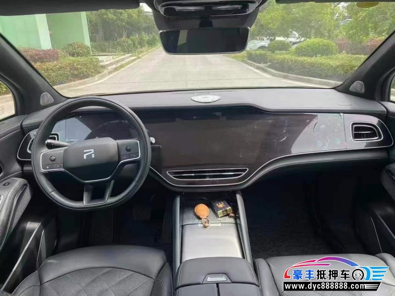 25年非凡R7轿车抵押车出售