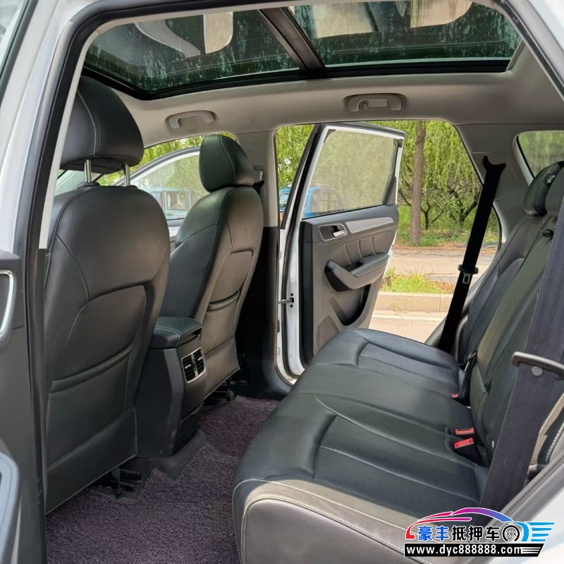 19年荣威RX5轿车抵押车出售