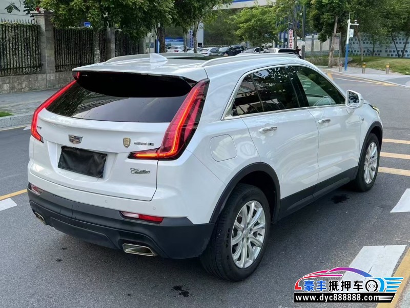 20年凯迪拉克XT4轿车抵押车出售