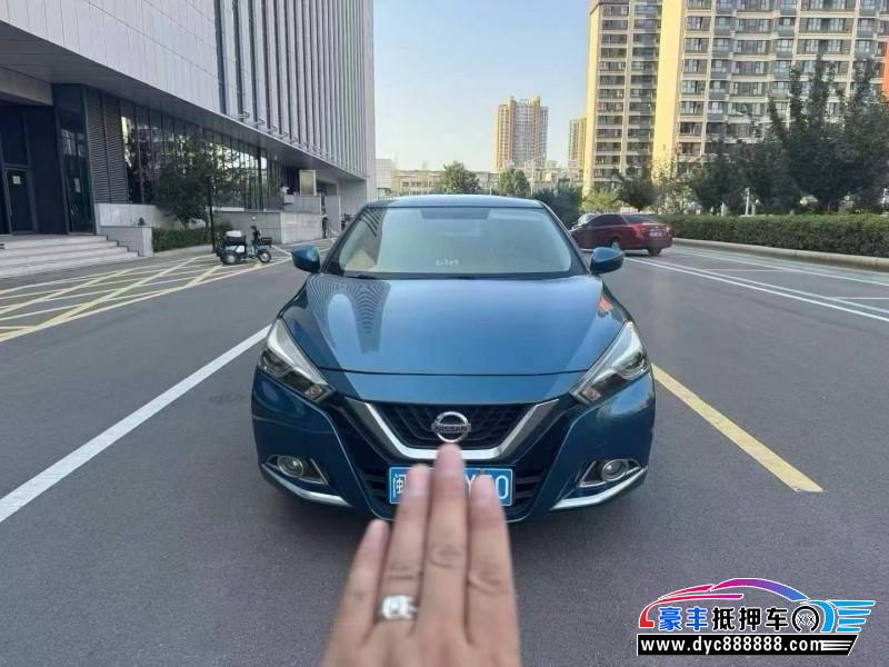 16年日产蓝鸟轿车抵押车出售