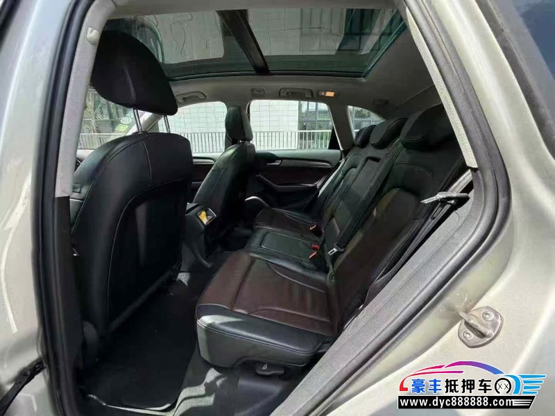 17年奥迪Q5轿车抵押车出售