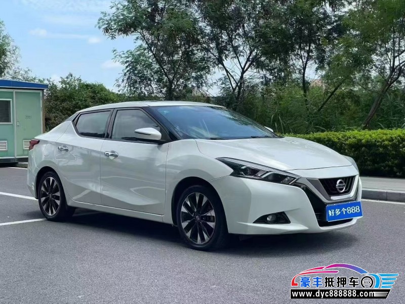 19年日产蓝鸟轿车抵押车出售