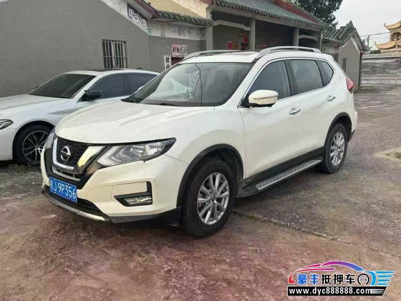 19年日产奇骏轿车抵押车出售