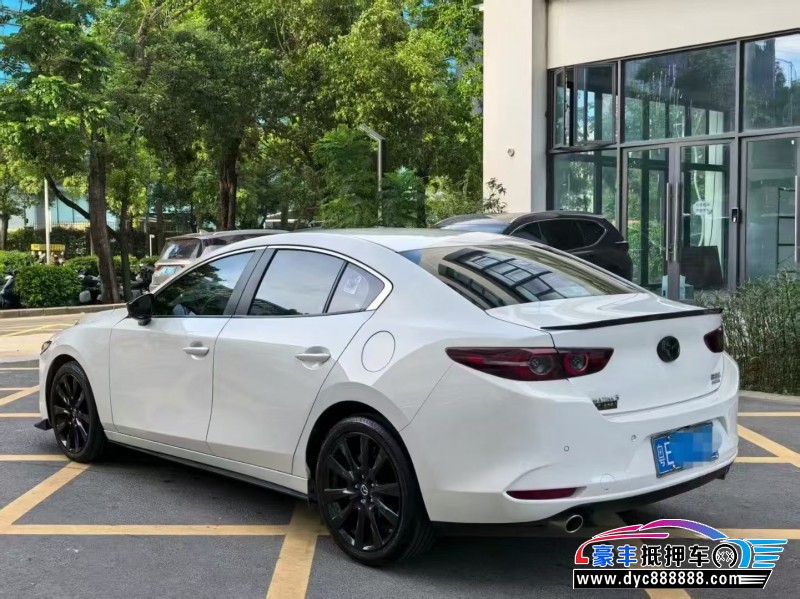 24年马自达马自达3轿车抵押车出售