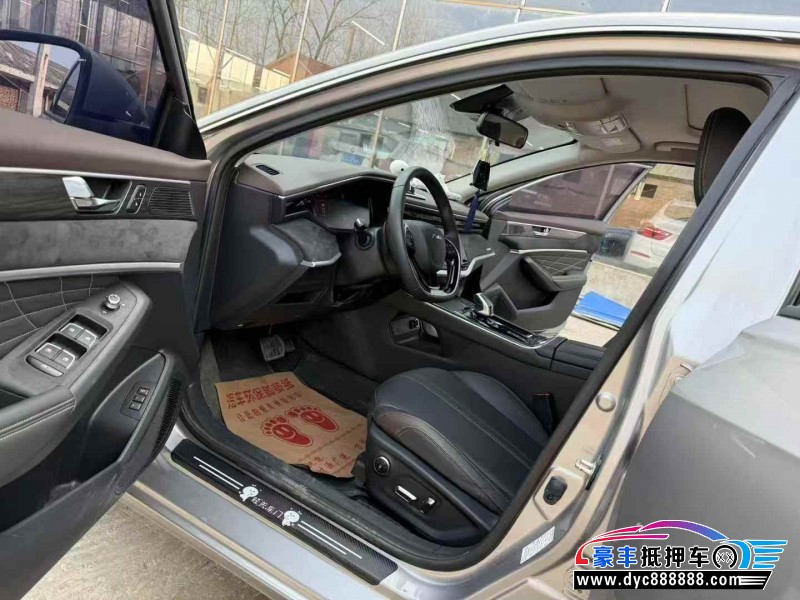 22年东风风神奕炫轿车抵押车出售