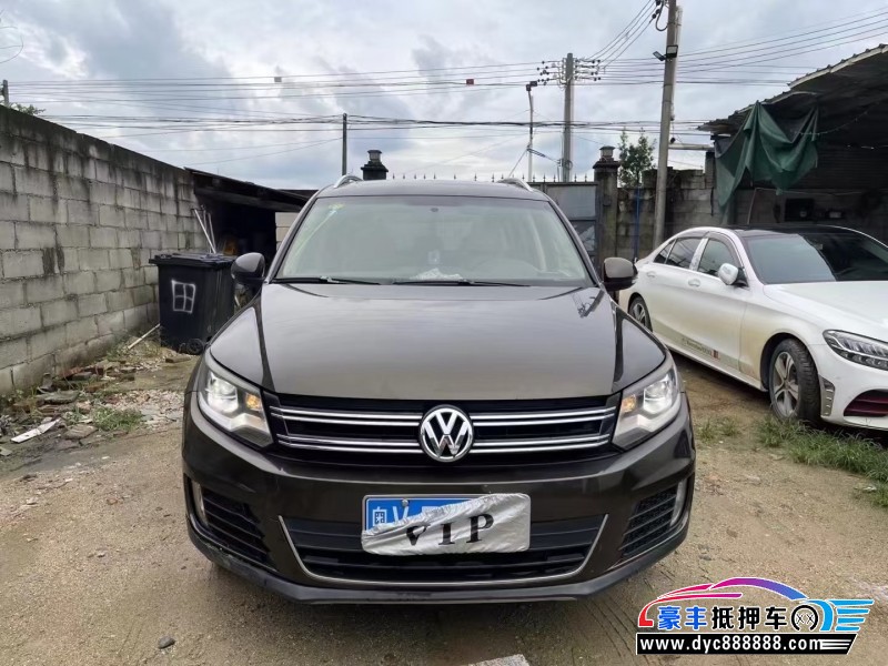 13年大众途观轿车抵押车出售