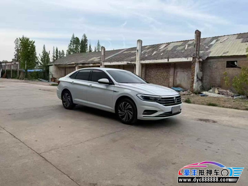 21年大众速腾轿车抵押车出售