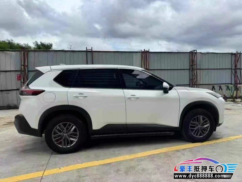 23年日产奇骏轿车抵押车出售