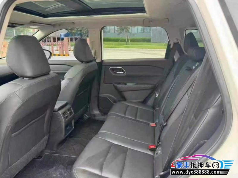 23年日产奇骏轿车抵押车出售