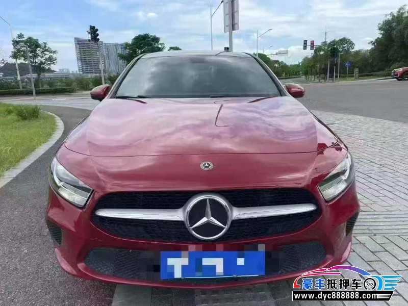 20年奔驰A轿车抵押车出售