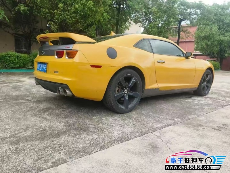 13年雪佛兰科迈罗轿车抵押车出售