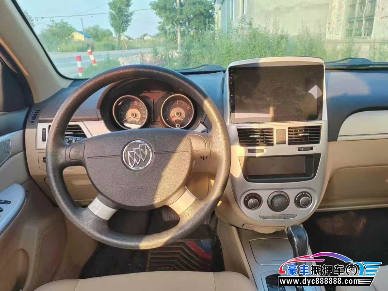 14年别克凯越轿车抵押车出售