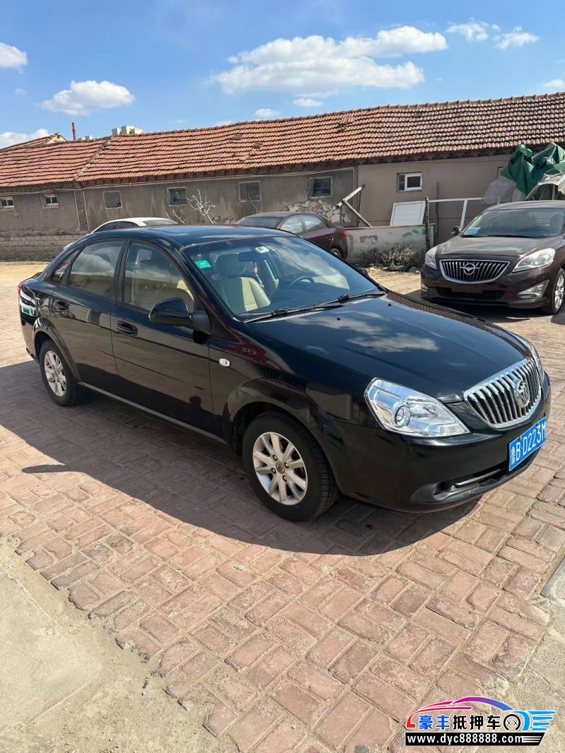 13年别克凯越轿车抵押车出售