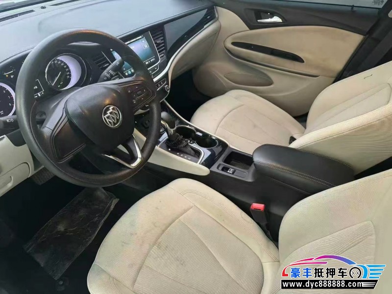 20年别克威朗轿车抵押车出售