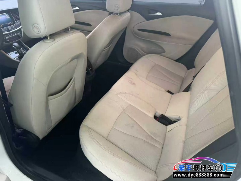 20年别克威朗轿车抵押车出售