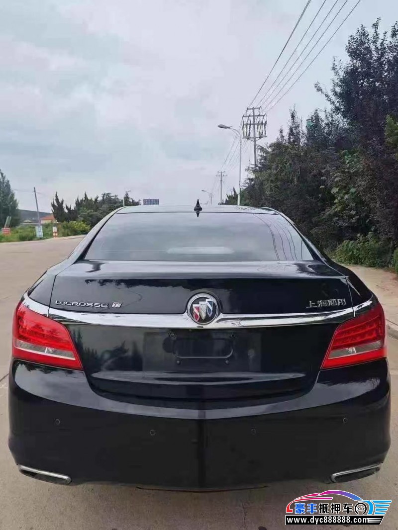 15年别克君越轿车抵押车出售