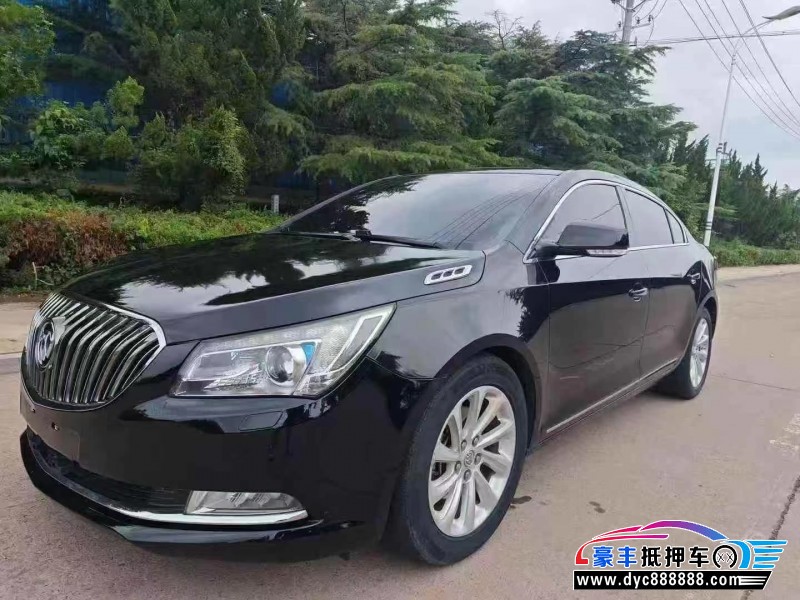 15年别克君越轿车抵押车出售