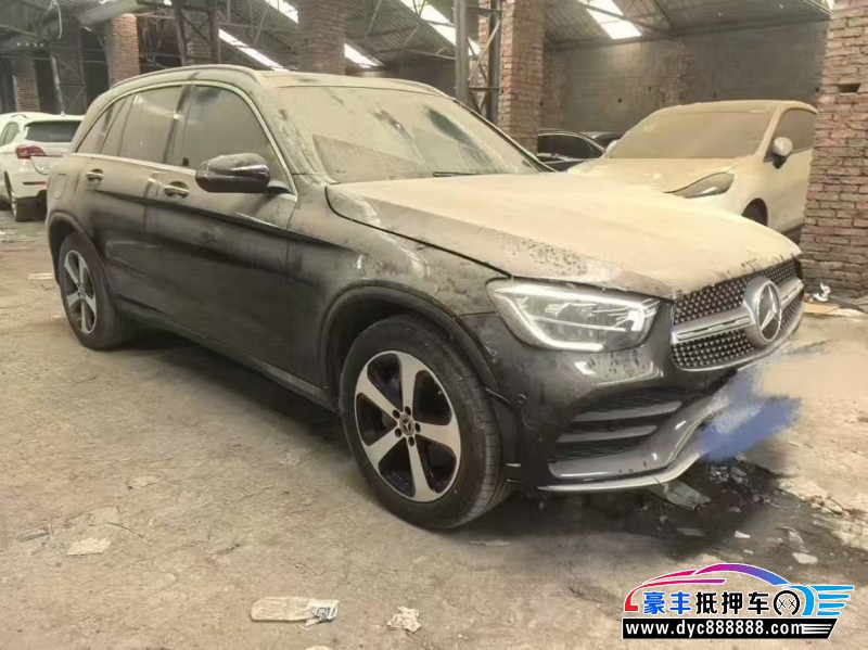 22年奔驰GLCSUV抵押车出售