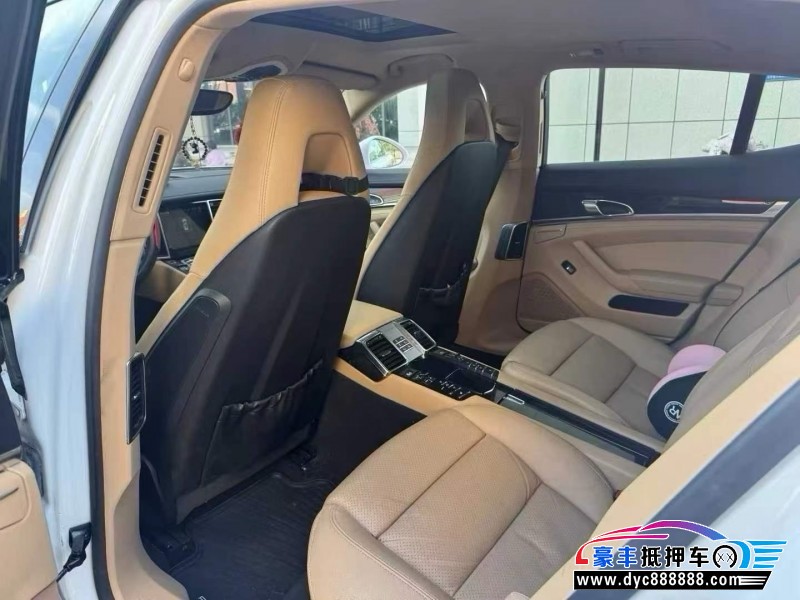 13年保时捷帕纳梅拉轿车抵押车出售