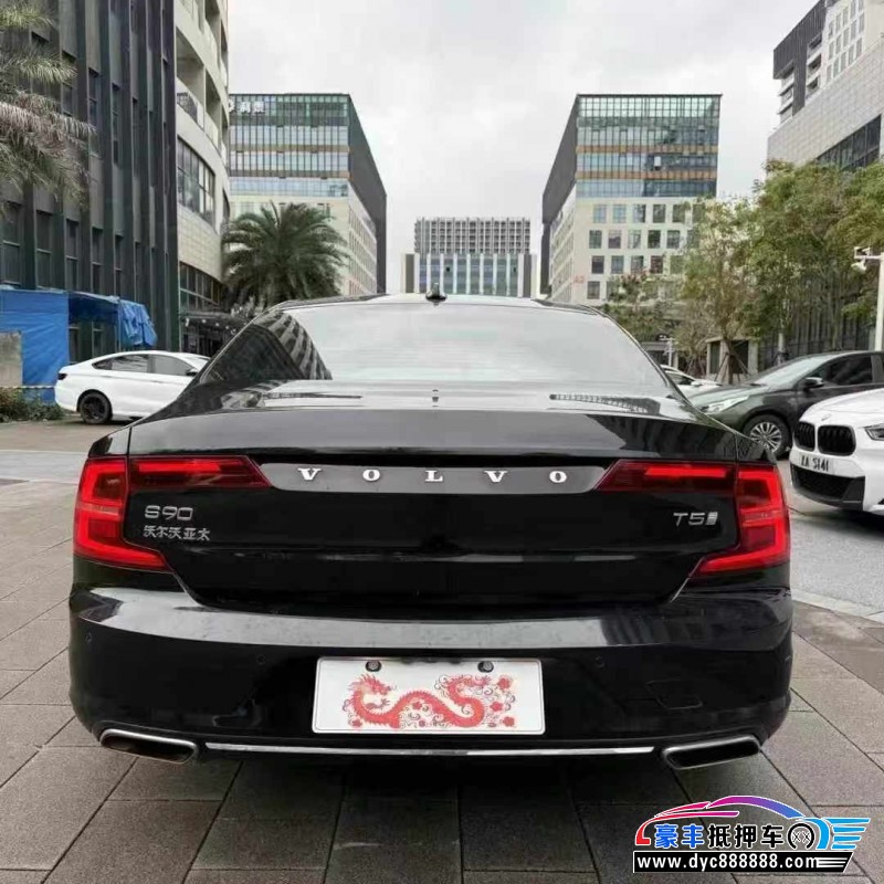 18年沃尔沃S90轿车抵押车出售