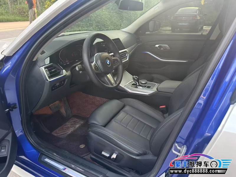 20年宝马3系轿车抵押车出售