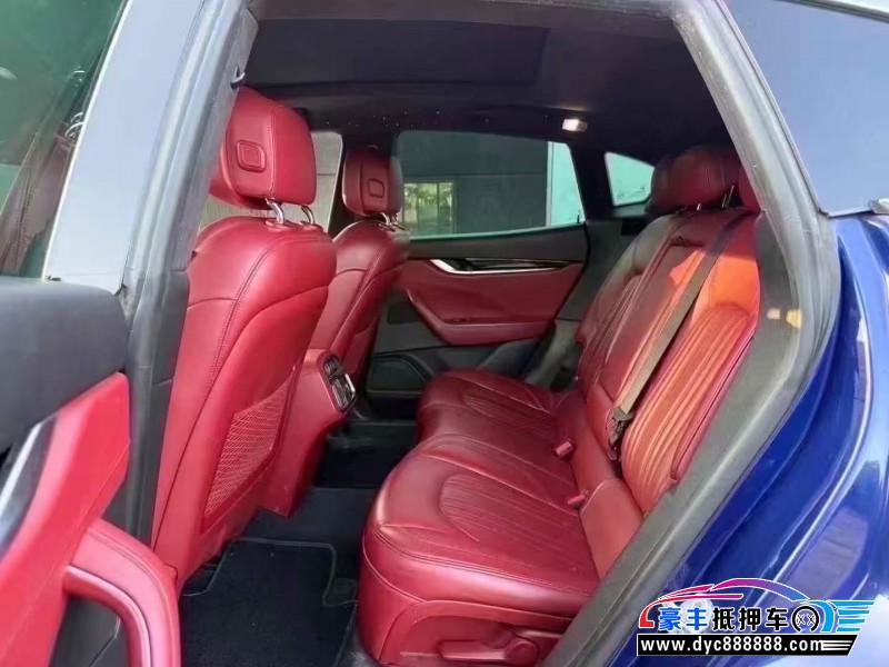 17年玛莎拉蒂莱万特轿车抵押车出售