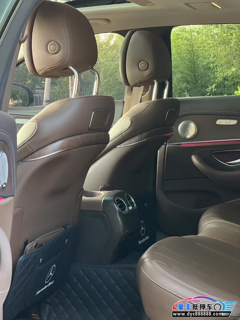 18年奔驰E轿车抵押车出售