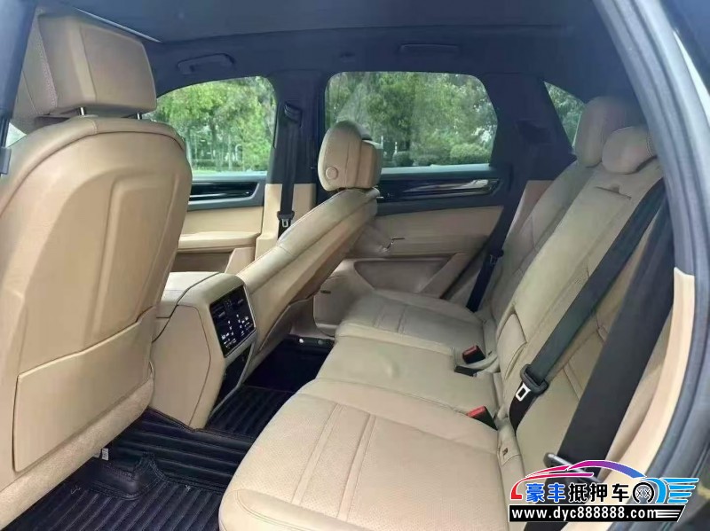 22年保时捷卡宴轿车抵押车出售