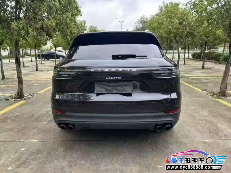 22年保时捷卡宴轿车抵押车出售