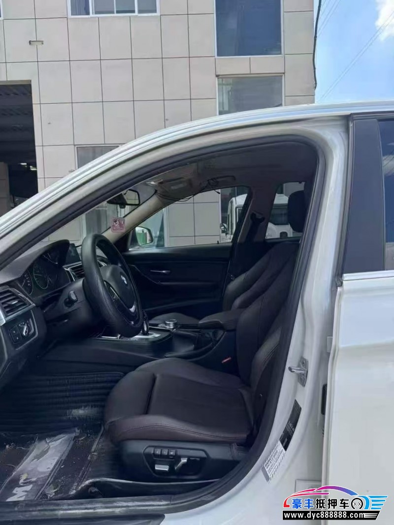 19年宝马3系轿车抵押车出售