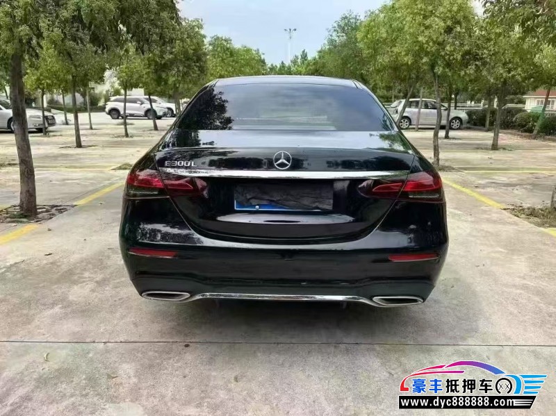 21年奔驰E轿车抵押车出售