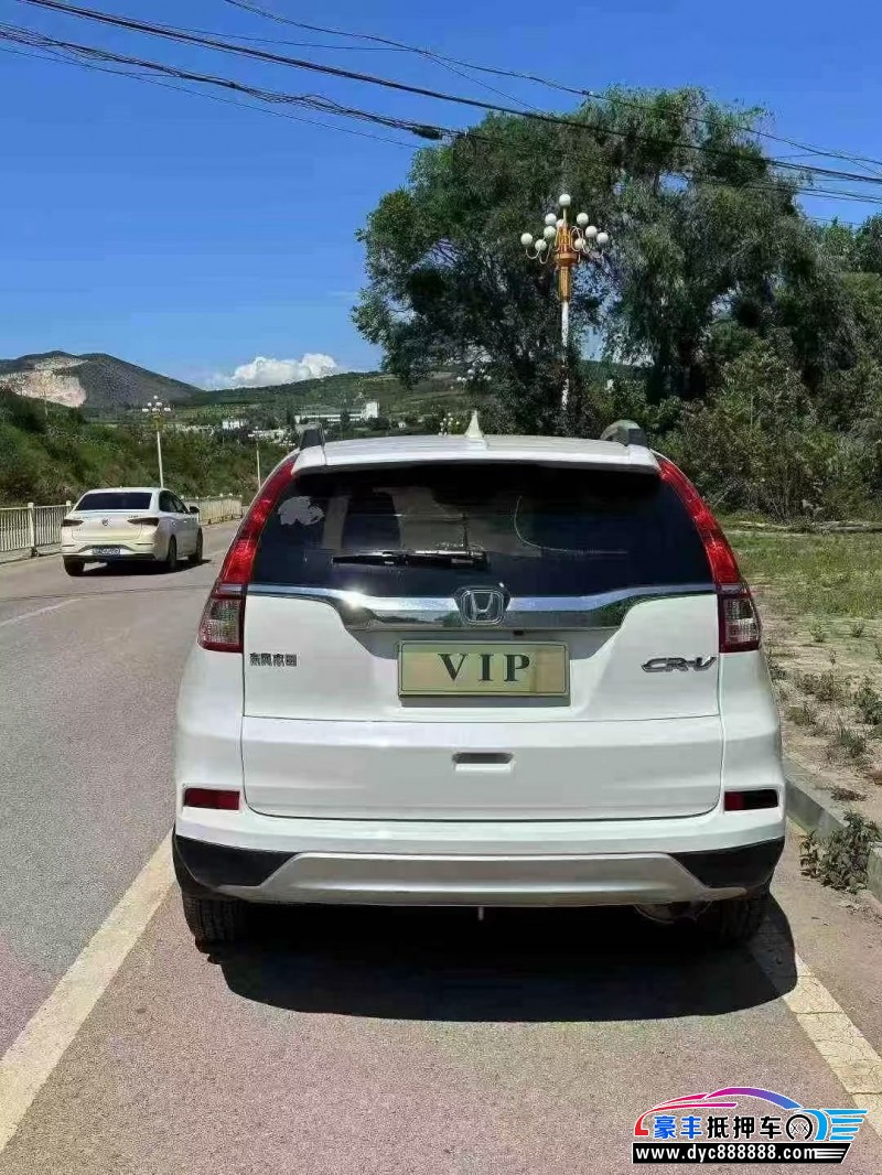17年本田CR-V轿车抵押车出售