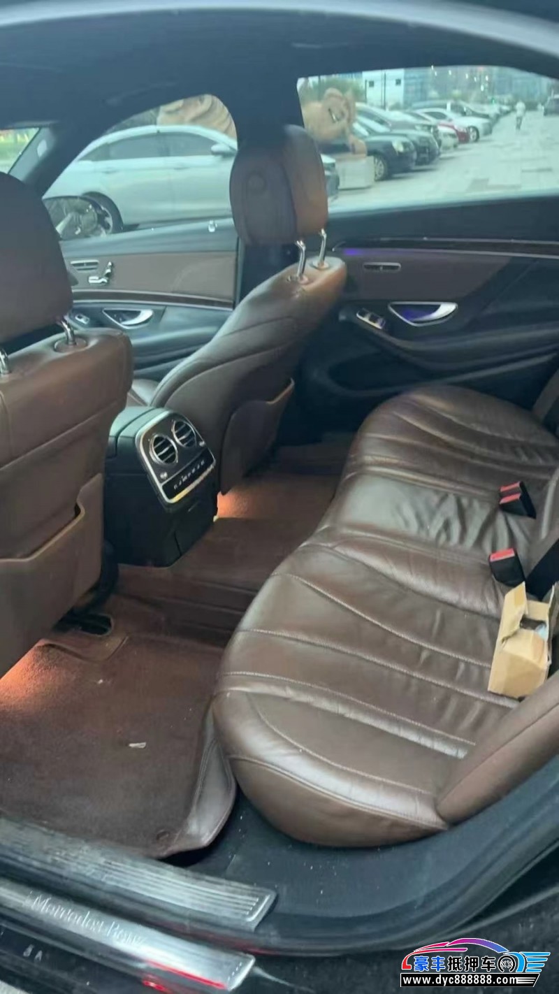 16年奔驰S轿车抵押车出售