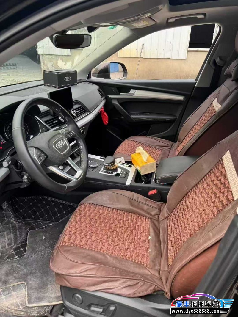 20年奥迪Q5轿车抵押车出售