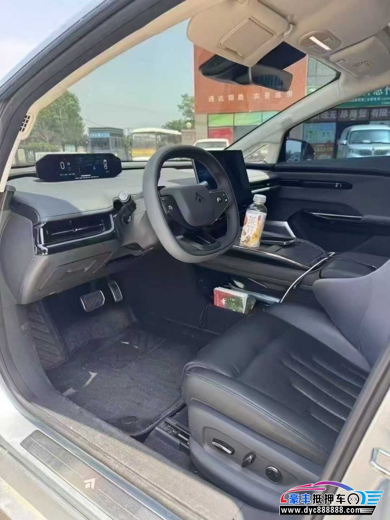 24年埃安昊铂轿车抵押车出售