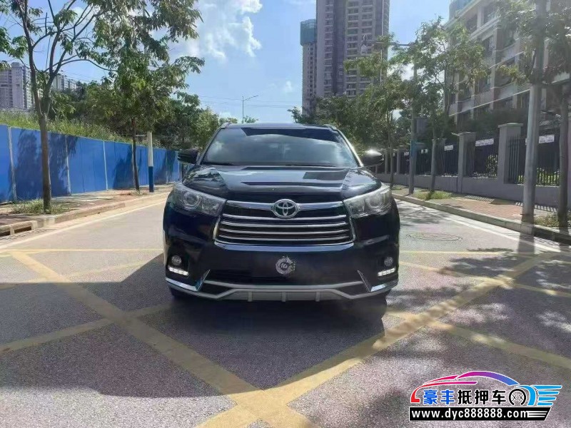 17年丰田汉兰达轿车抵押车出售