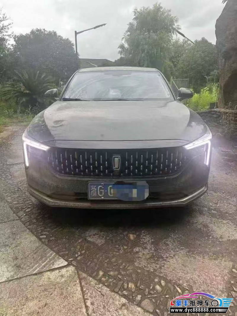 23年奔腾B70轿车抵押车出售