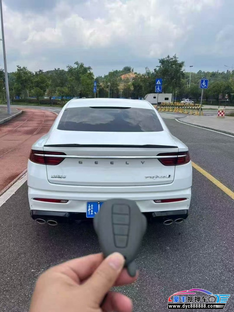 23年吉利星瑞轿车抵押车出售