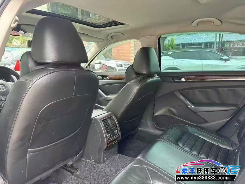 11年大众帕萨特轿车抵押车出售