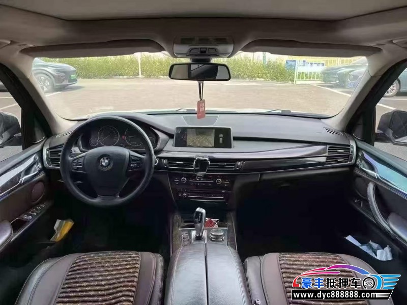 16年宝马X5轿车抵押车出售