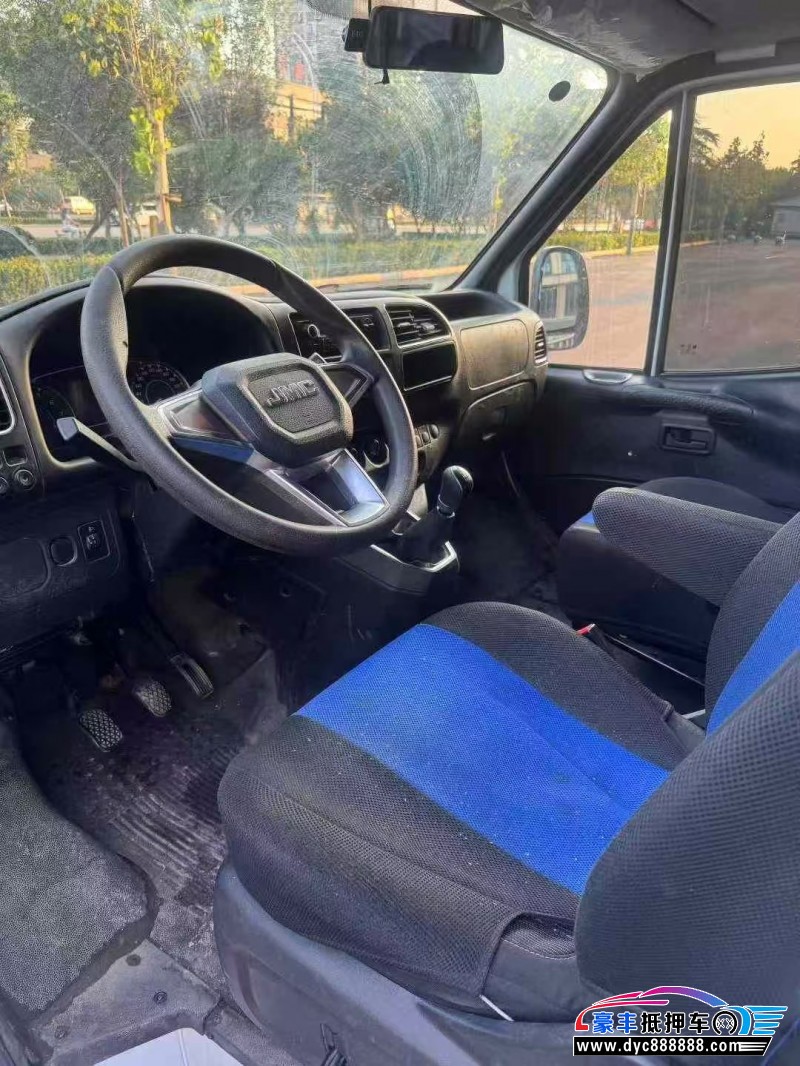 23年江铃特顺轿车抵押车出售