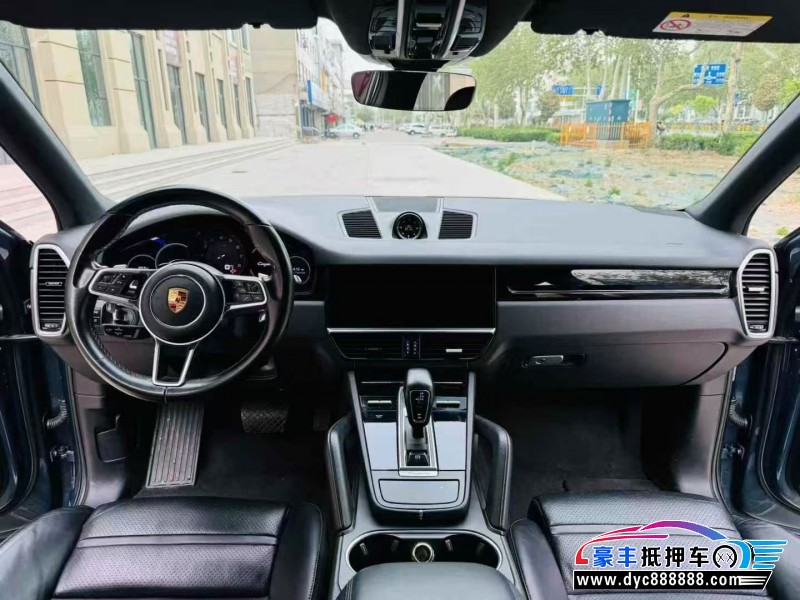 18年保时捷卡宴轿车抵押车出售