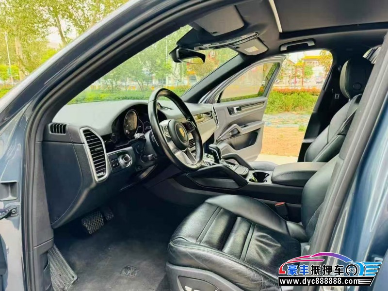 18年保时捷卡宴轿车抵押车出售