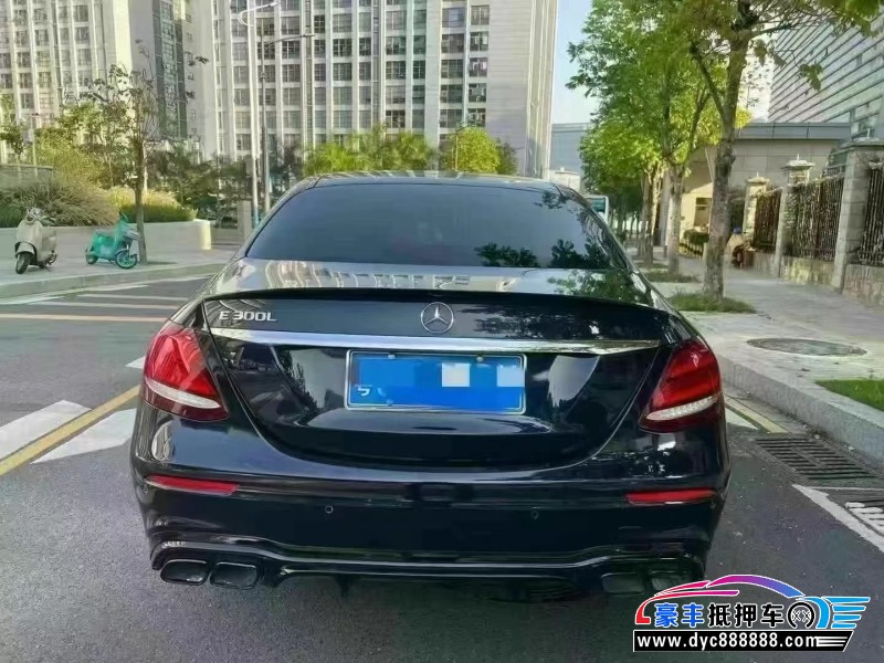20年奔驰E轿车抵押车出售